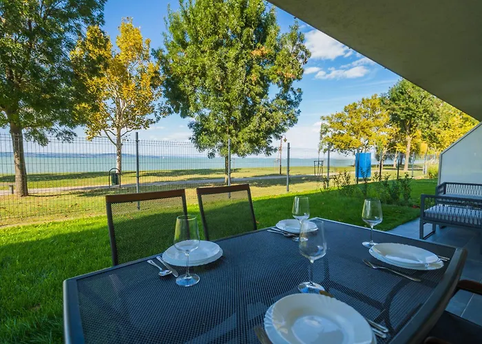 Myflat Sunset Beach66 Premium * Siófok